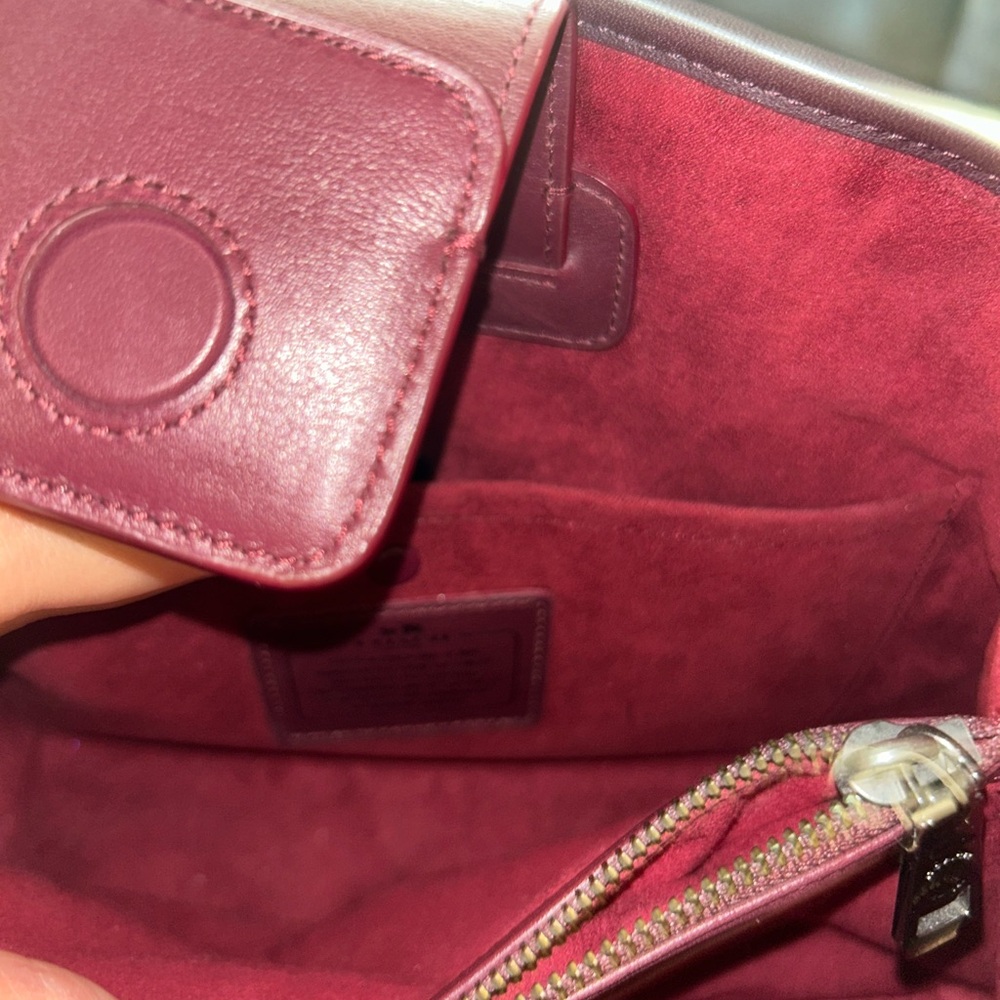 Coach Margot - image 4